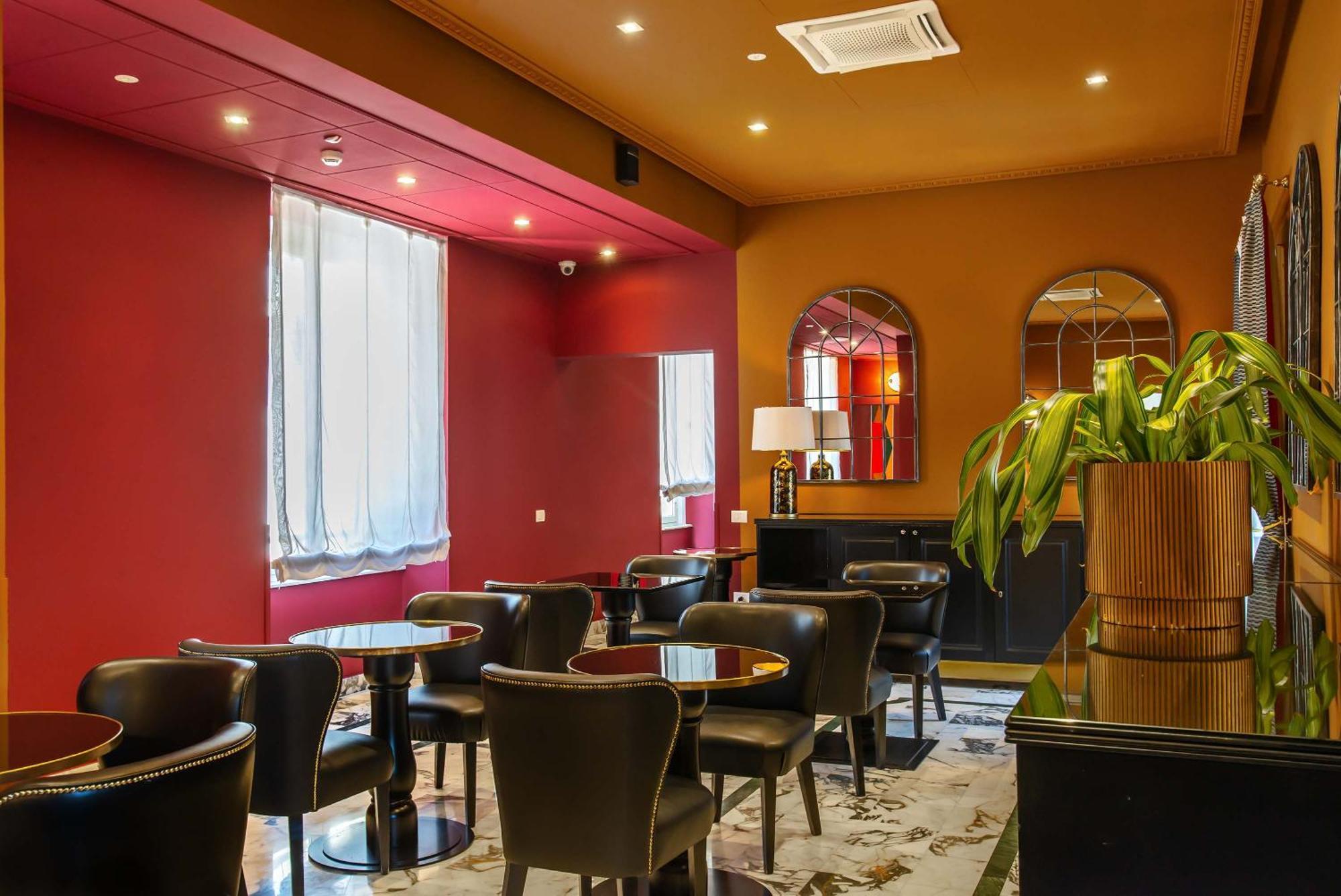 Hotel Boutique Metro 900